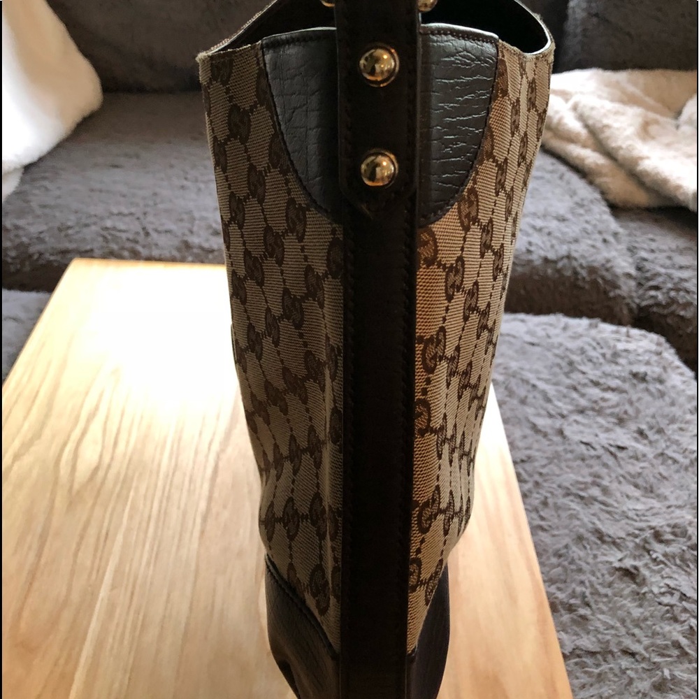 Gucci Medium Hobo - Picture 6 of 8